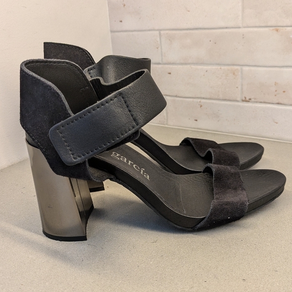 Pedro Garcia Chunky Metallic Heel in Black Suede - Picture 2 of 12